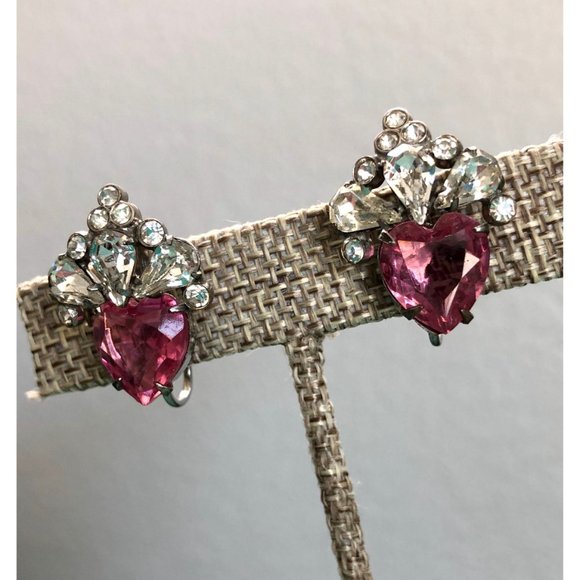 Dazzling Vintage Pink Heart Rhinestone Screw Back Earrings Old Hollywood Glamour - Picture 1 of 4